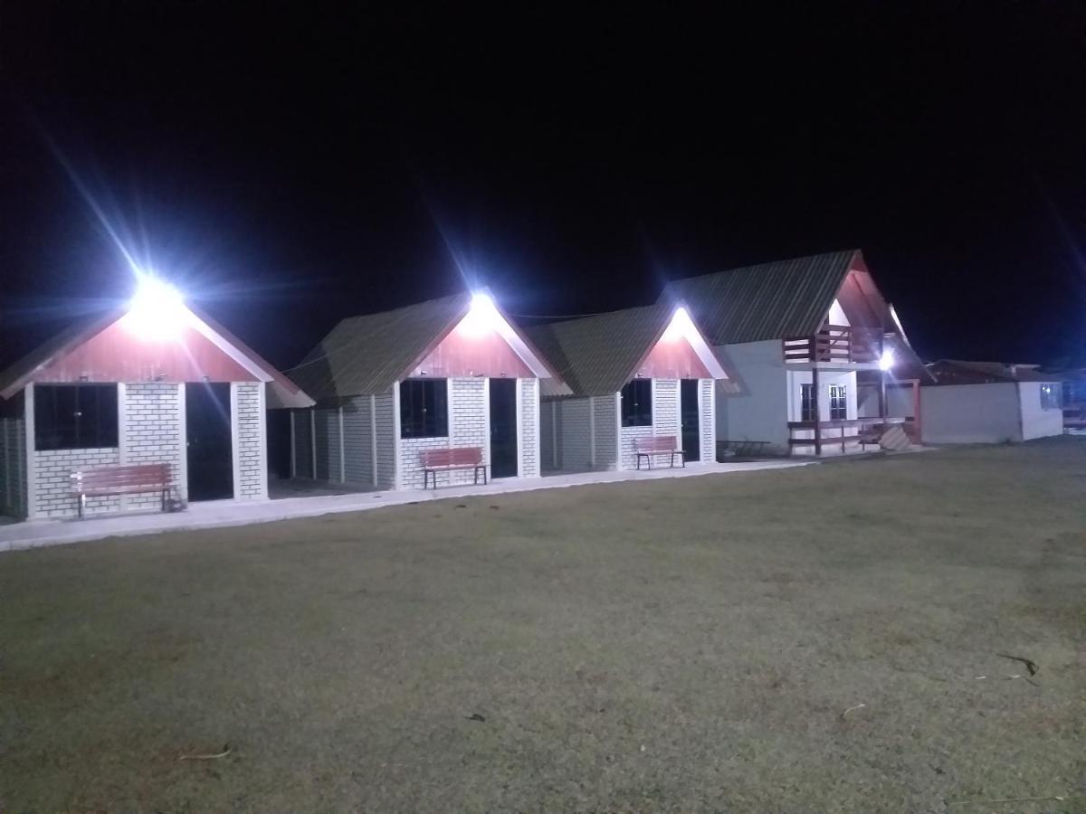 Pousada Recanto Feliz Carvalhos Mg Bagian luar foto