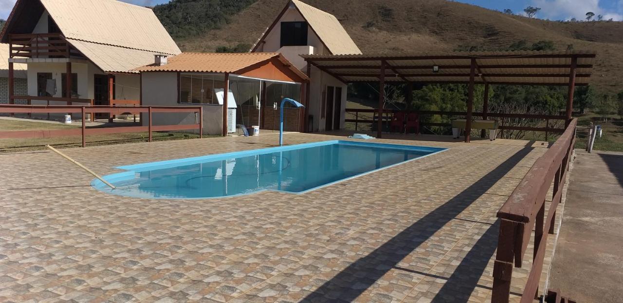 Pousada Recanto Feliz Carvalhos Mg Bagian luar foto