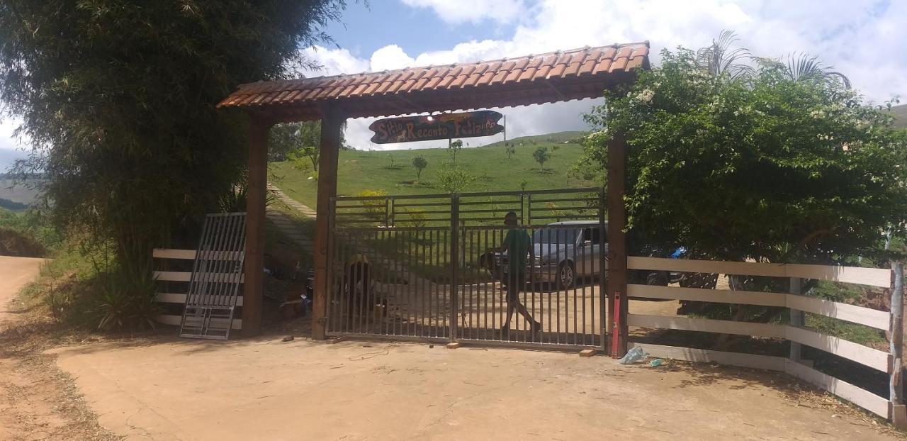 Pousada Recanto Feliz Carvalhos Mg Bagian luar foto